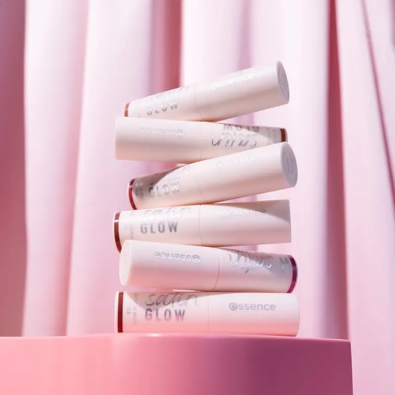 Essence Barra De Labios Satin Glow Luminous Shine 06 , 3,5 gr - Image 10