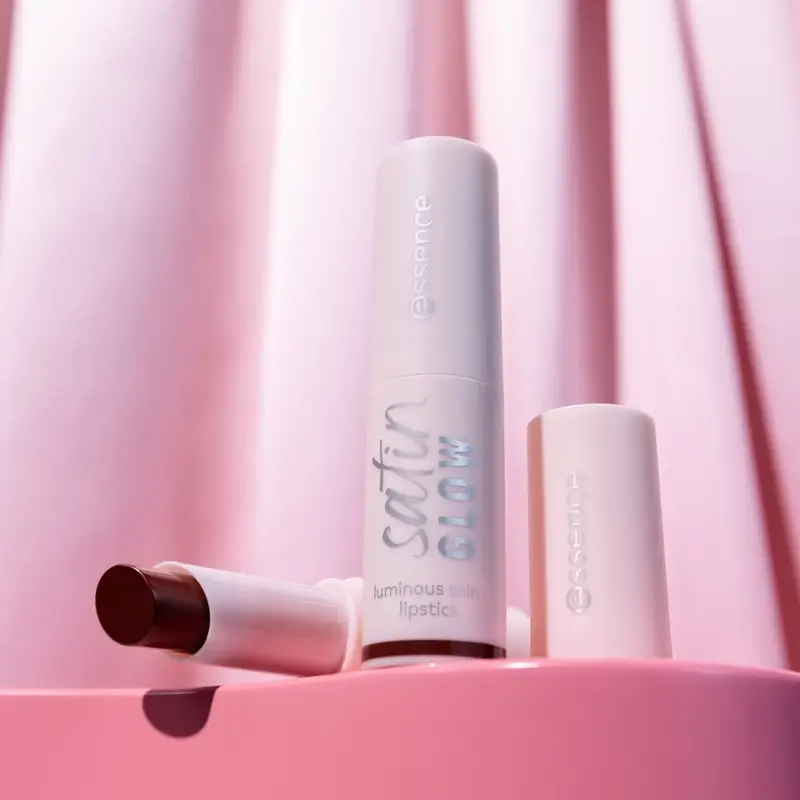 Essence Barra De Labios Satin Glow Luminous Shine 06 , 3,5 gr - Image 9