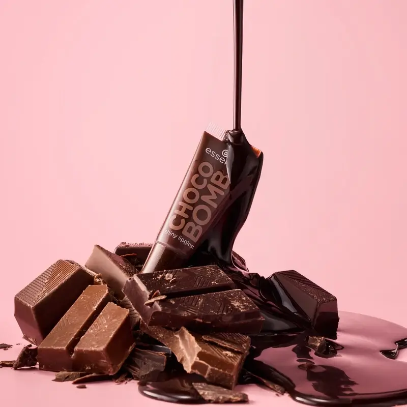 Essence Brillo De Labios Choco Bomb 01 , 10 ml - Image 10