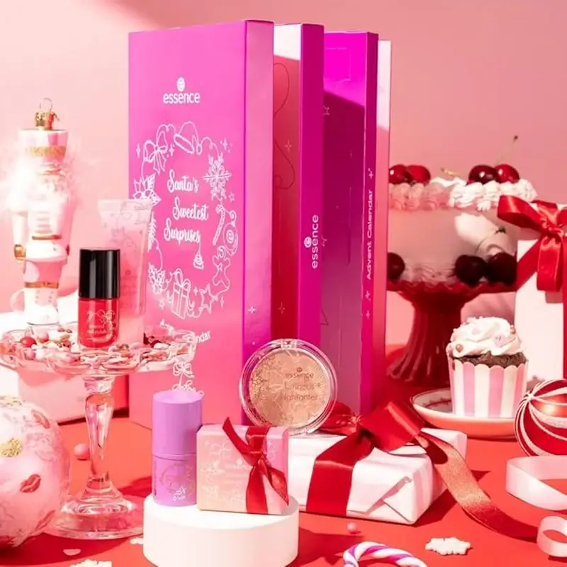 ESSENCE Calendario de Adviento Santa's Sweetest Surprises - Image 2