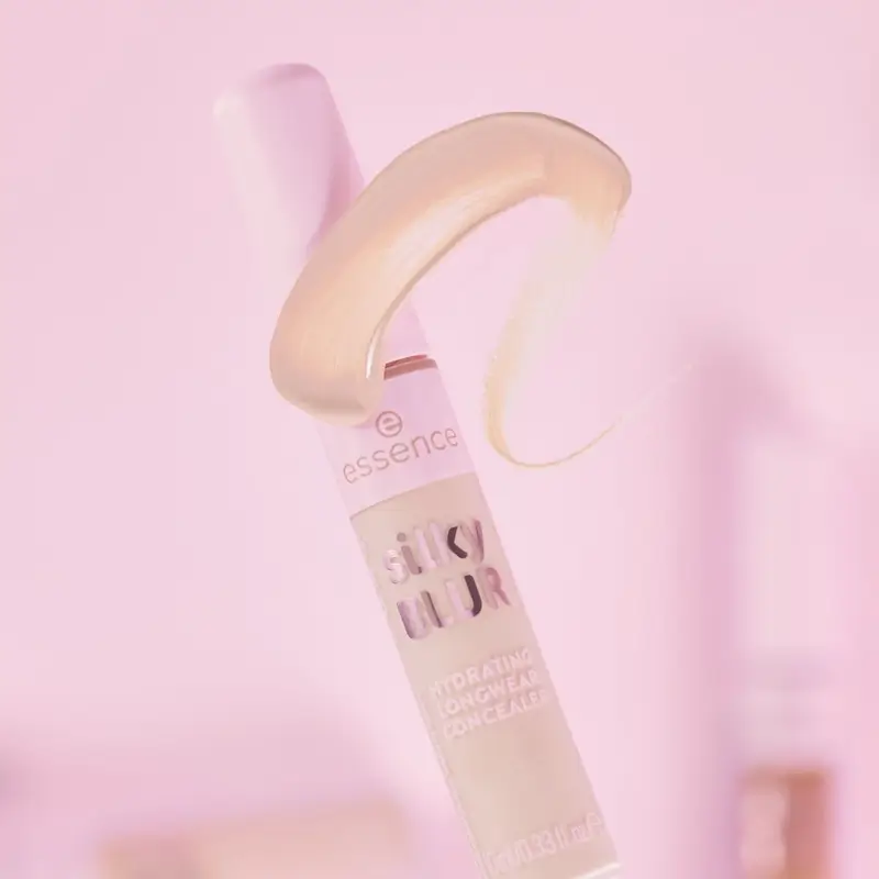Essence Corrector Hidratante Larga Duración Silky Blur 100, 10 ml - Image 5