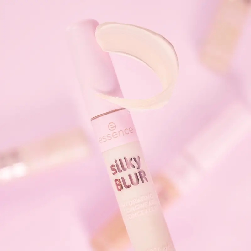 Essence Corrector Hidratante Larga Duración Silky Blur 20, 10 ml - Image 7