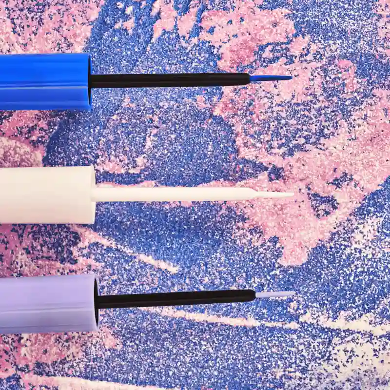 Essence Eyeliner Líquido Colour It! 05 , 3 ml - Image 13