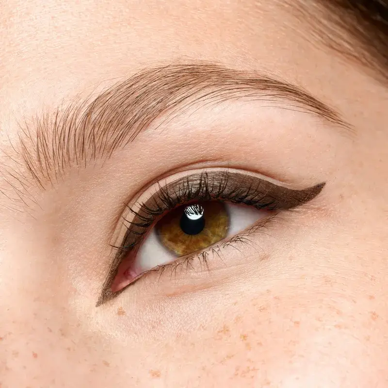 Essence Eyeliner Líquido Long-Lasting 020 , 1 ml - Image 8