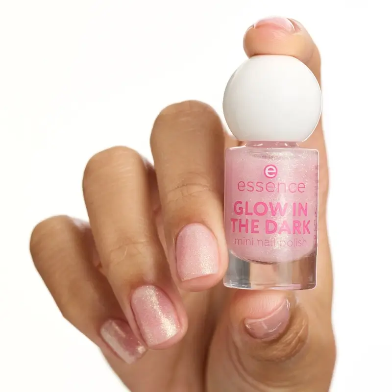 Essence Mini Esmalte De Uñas Glow In The Dark 14, 5 ml - Image 3