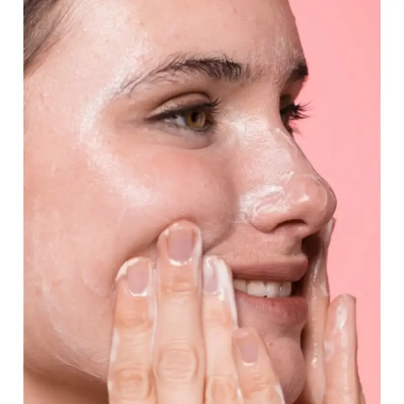 Freshly Rose Quartz Facial Cleanser, Travel Size 50ml - Image 2