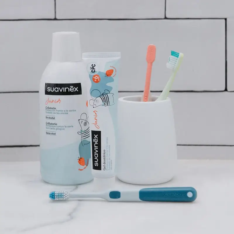 Suavinex Cepillo De Dientes Infantil +6 Años, Azul - Image 6