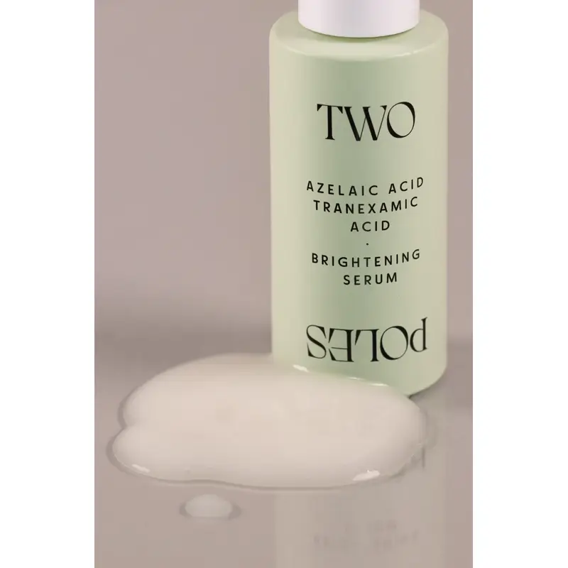 Two Poles Brightening Serum , 30 ml - Image 2